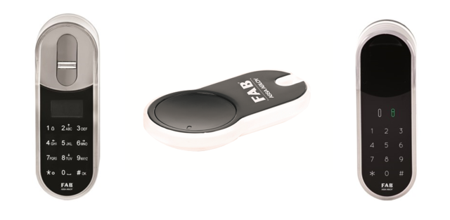 FAB ENTR lze ovládat hned několika možnostmi, např. (zleva): biometrickou čtečkou otisku prstu, dálkovým ovládáním nebo bezdrátovou klávesnicí