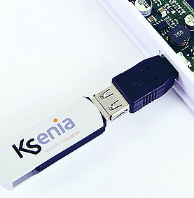 Programování komunikátoru Gemino 4 z USB flash disku